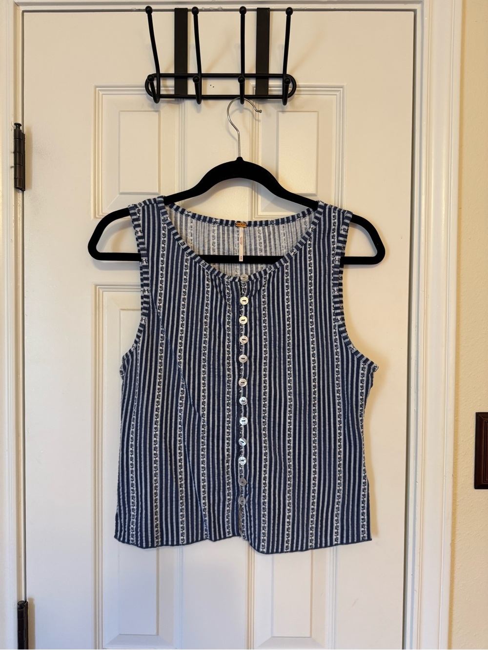 Free People Striped Sleeveless Button-Front Women’s Top - Navy/White